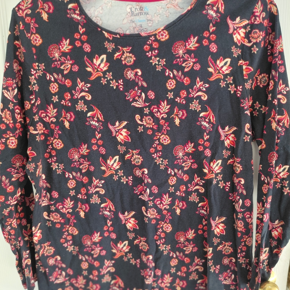 Floral Print Long Sleeve Top